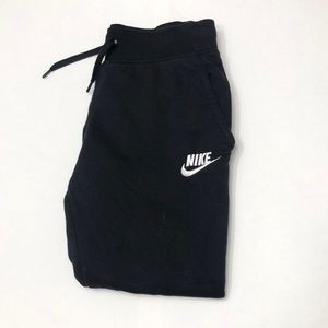 Nike medium black sweatpants